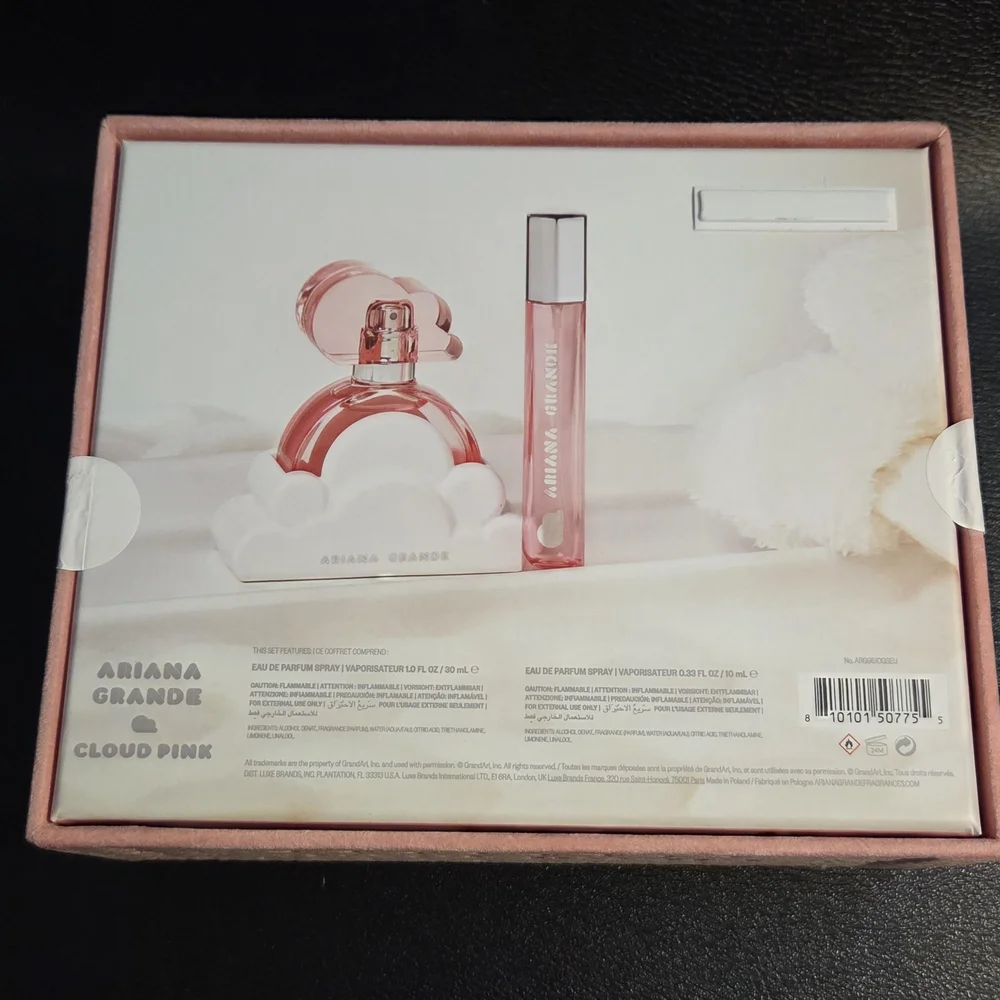 Ariana Grande Cloud Pink Gift Set